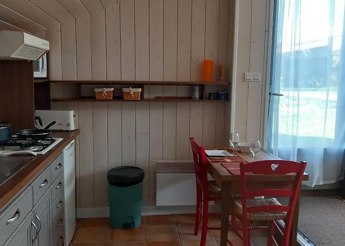 Chambres Et Gite Dans Un Lieu Calme Et Champetre Gourge Les Grippeaux Proche Parthenay
