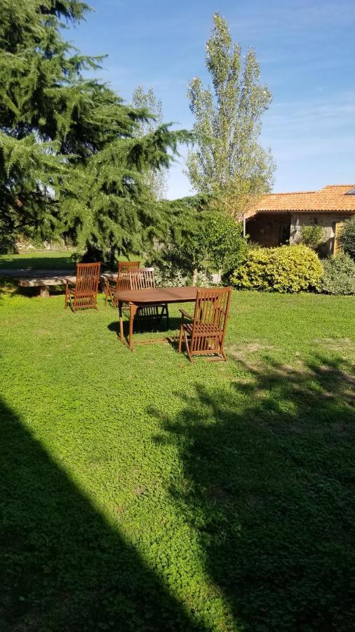Et Dans Un Lieu Calme Et Champetre Les Grippeaux Proche Parthenay *